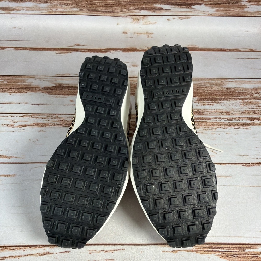 Womens Nike Waffle Debut Leopard Sail Sesame Black HF1856-001 Size 6 - Picture 8 of 9